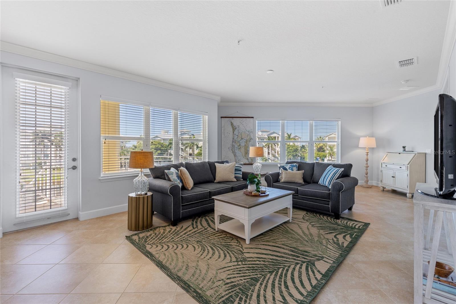 PALMA SOLA BAY CLUB PH 7 - Residential