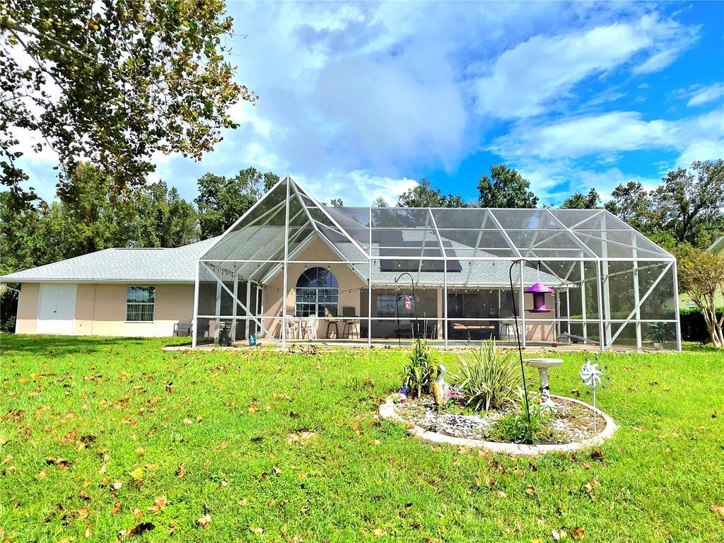 Photo of 93 Hickory Loop, Ocala, FL 34472 (MLS # GC534564)