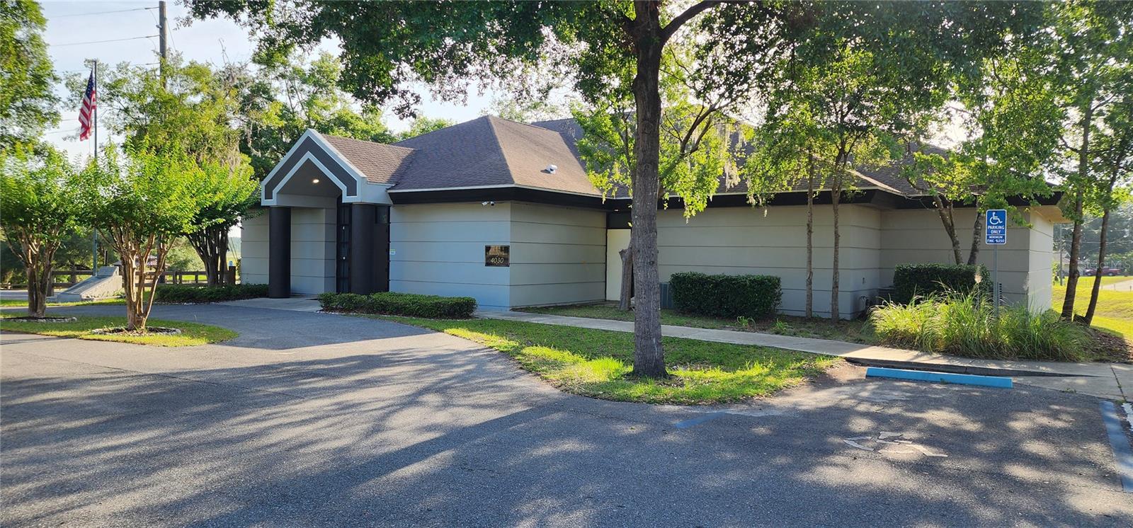 RAINBOW LAKES ESTATE - Land