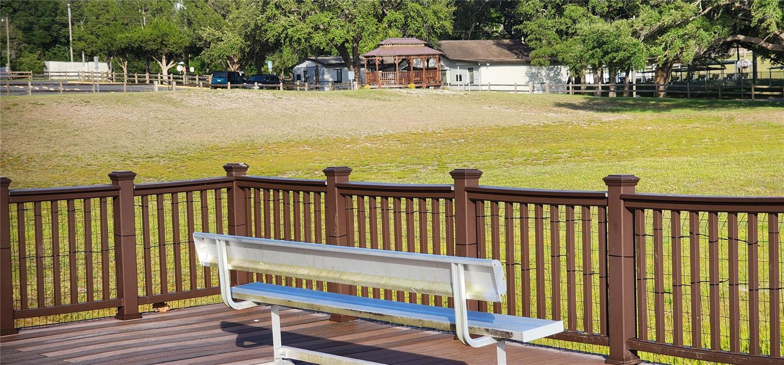 RAINBOW LAKES ESTATE - Land