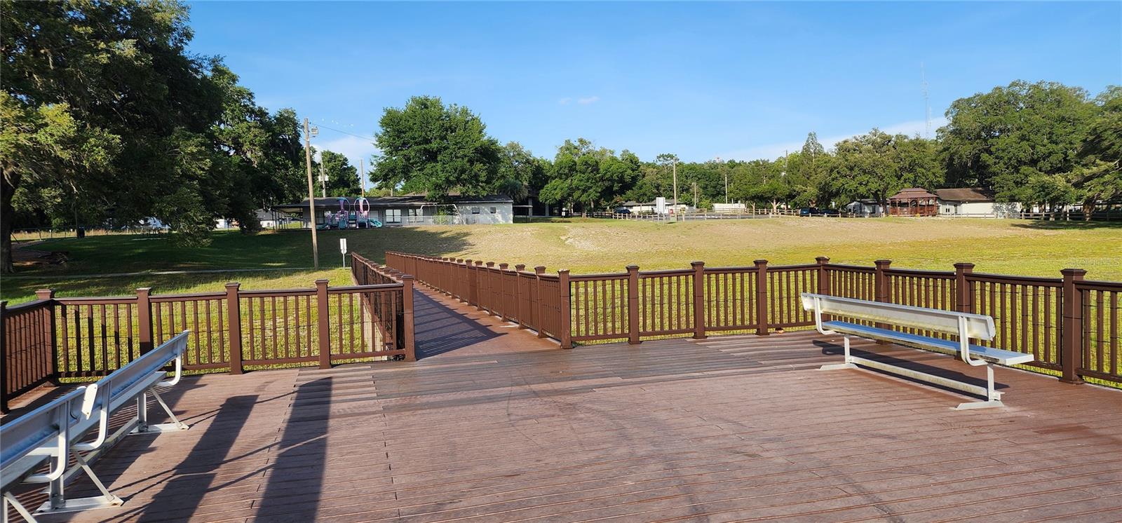 RAINBOW LAKES ESTATE - Land