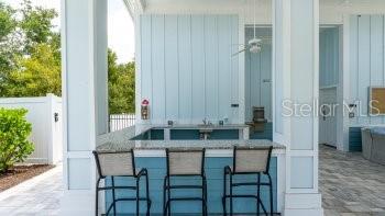 SIENNA PARK TWNHMS/UNIVERSITY - Residential Lease