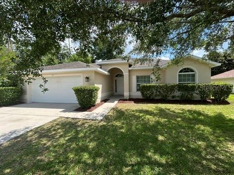 Photo of 35 Foxhall Lane, Palm Coast, FL 32137 (MLS # FC318097)