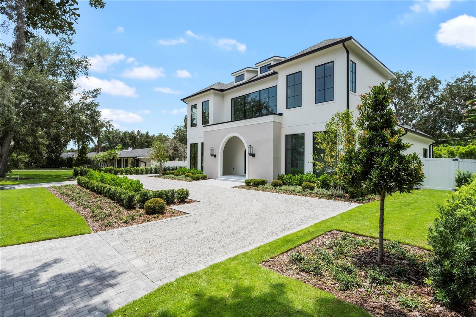 1525 GRANVILLE DRIVE