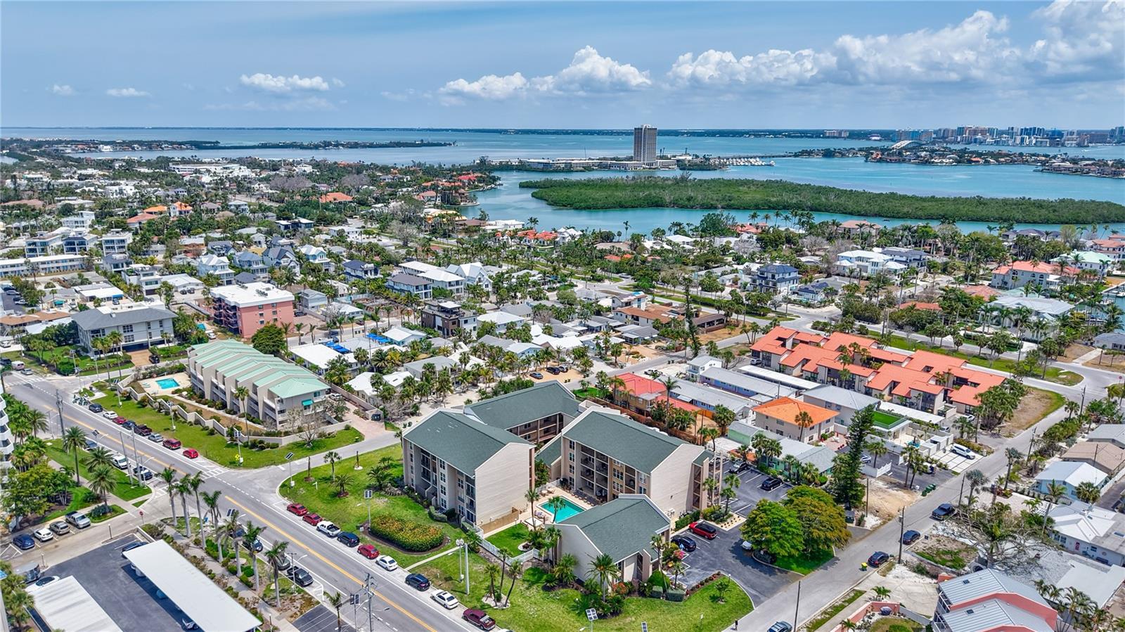 PRESIDENTIAL THE - Residential