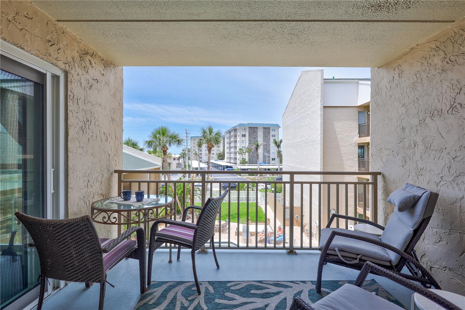 PRESIDENTIAL THE - Residential