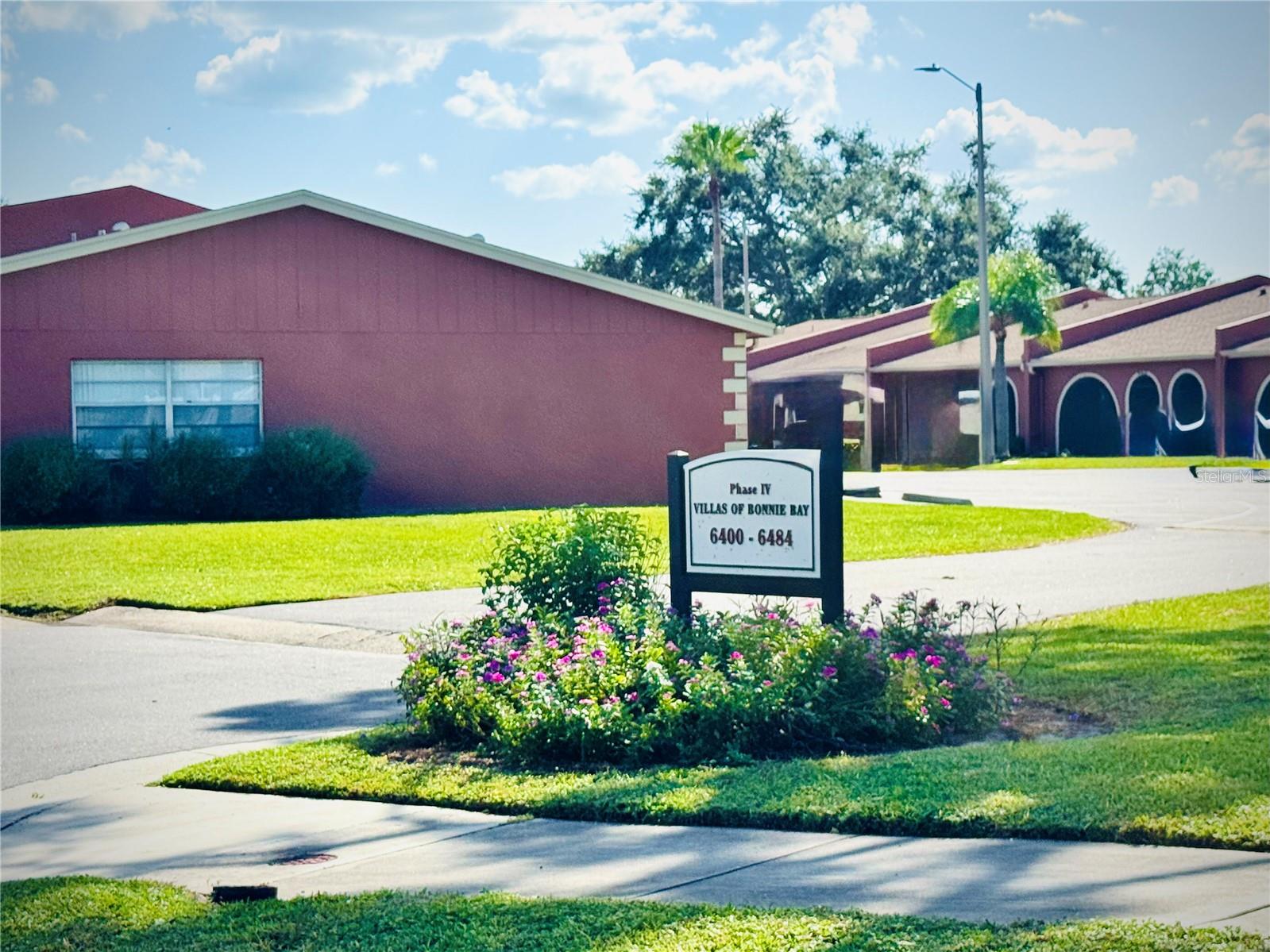 VILLAS OF BONNIE BAY - Residential