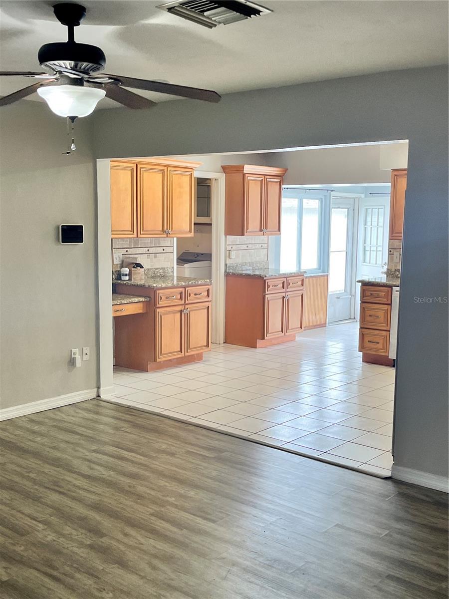 SPRING HILL - Residential