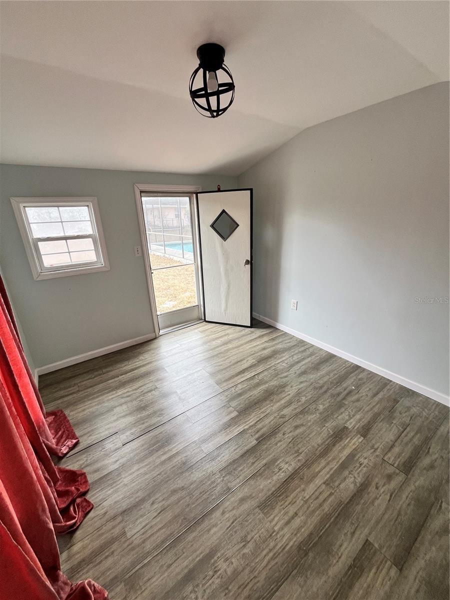 SPRING HILL - Residential