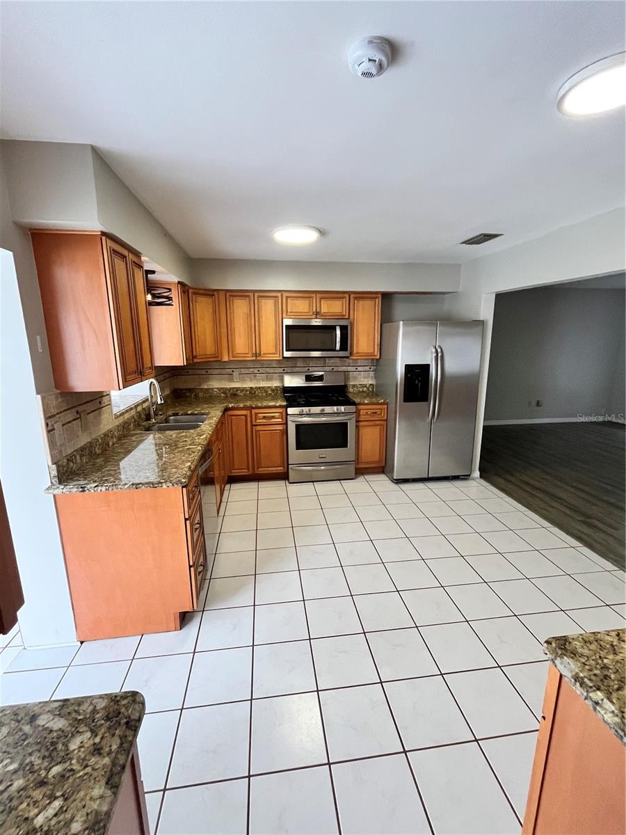 SPRING HILL - Residential