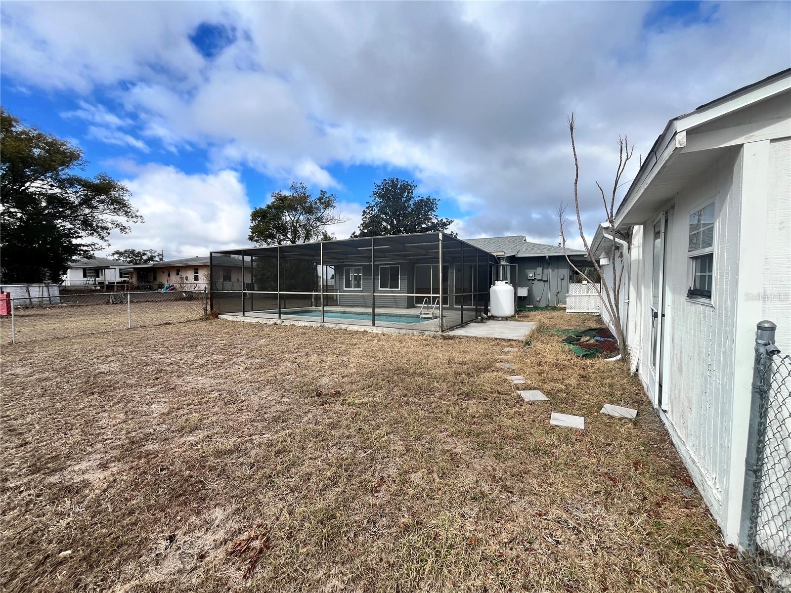 SPRING HILL - Residential