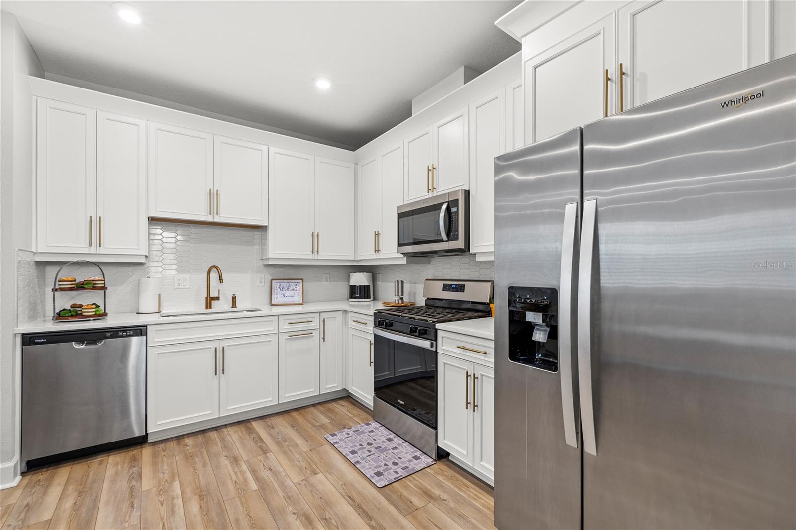 CELEBRATION ISLAND VILLAGE PH 1B - Residential
