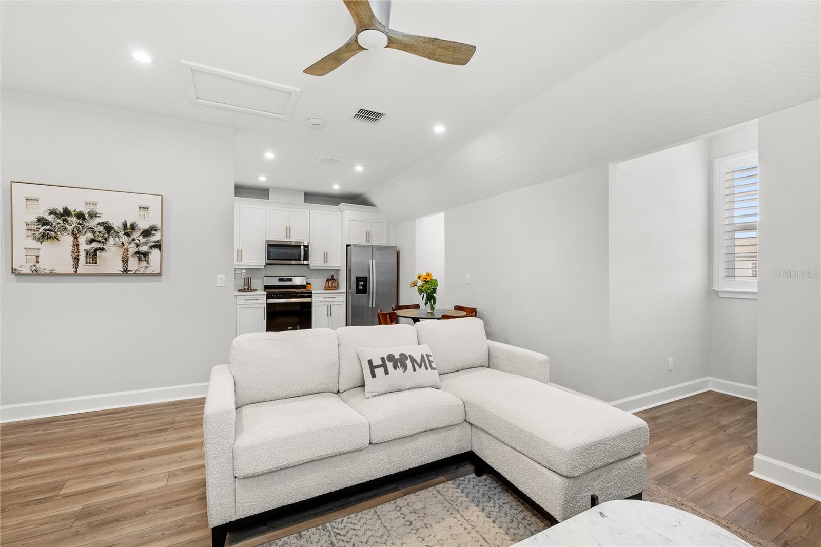 CELEBRATION ISLAND VILLAGE PH 1B - Residential