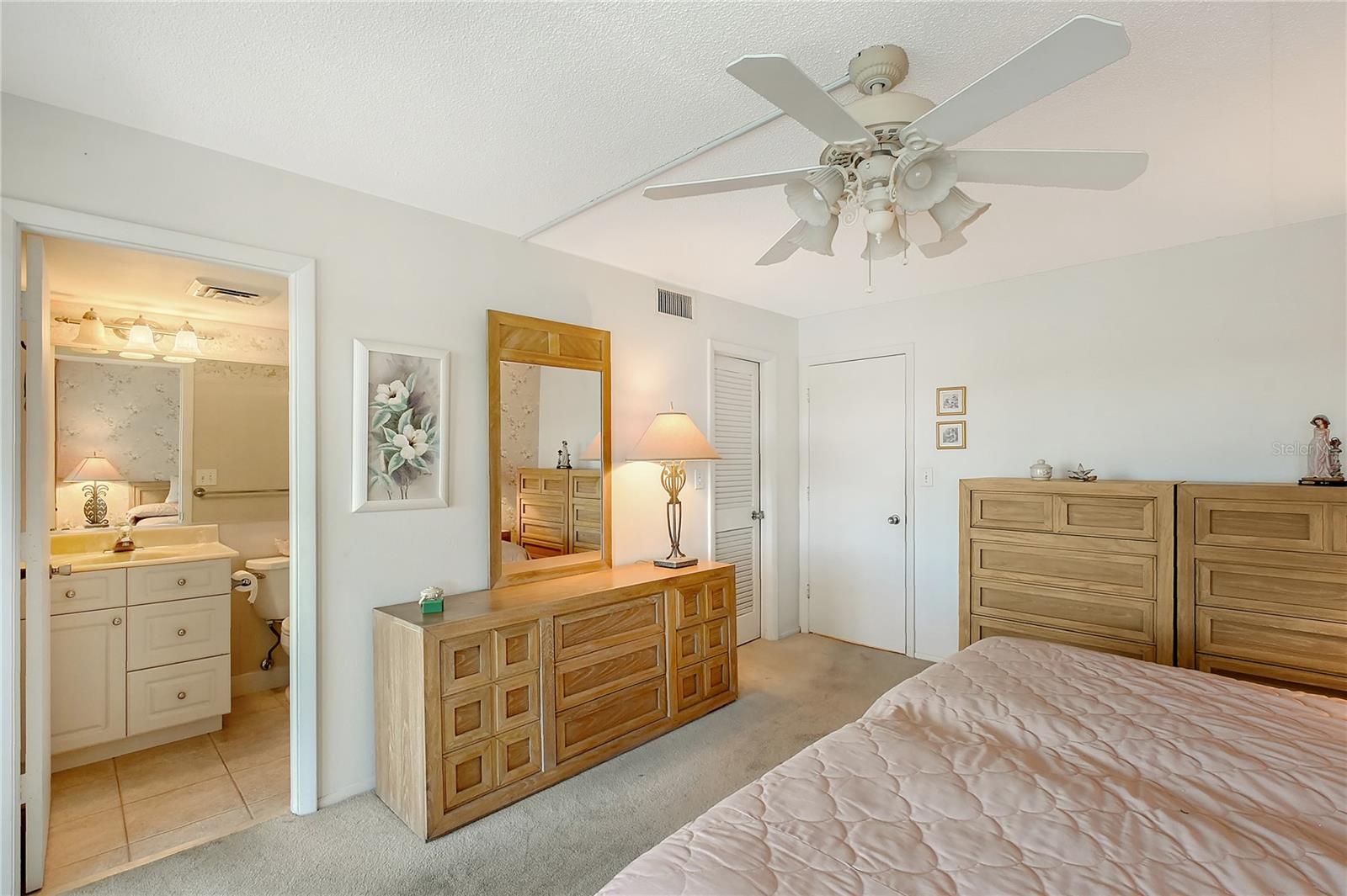 SIESTA HARBOR II - Residential