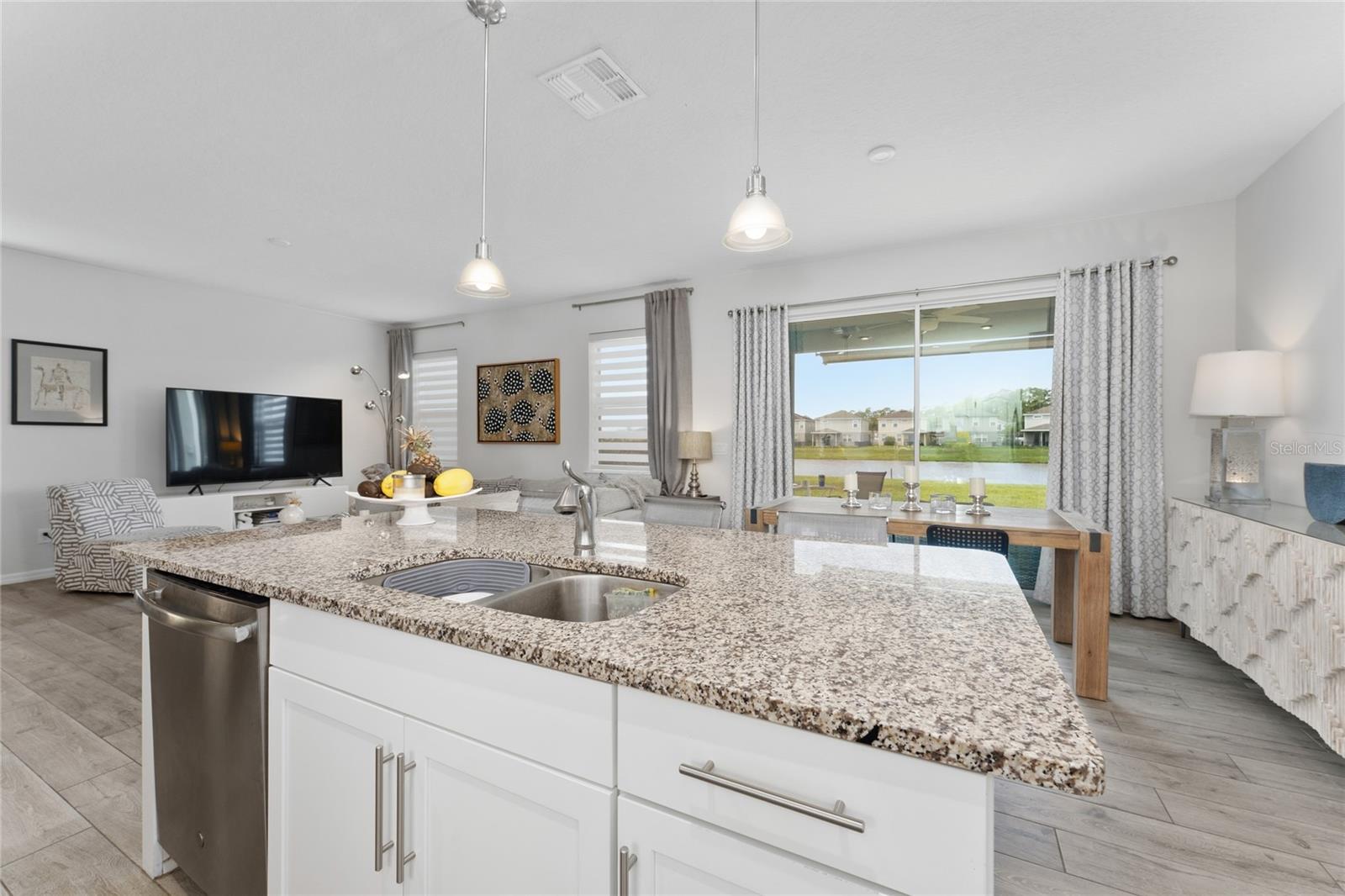 KENSINGTON RESERVE - Residential