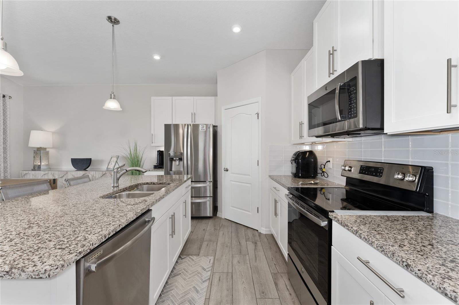 KENSINGTON RESERVE - Residential