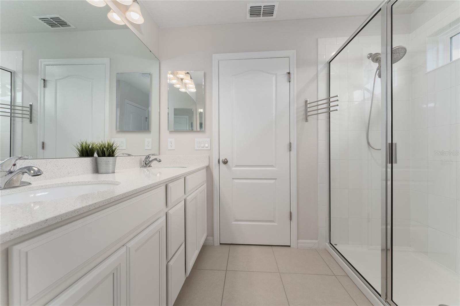 KENSINGTON RESERVE - Residential