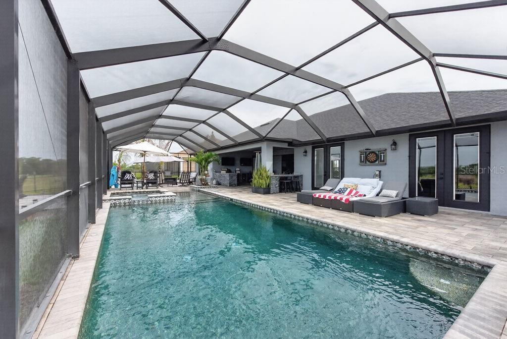 5220 LAKE VENICE DRIVE