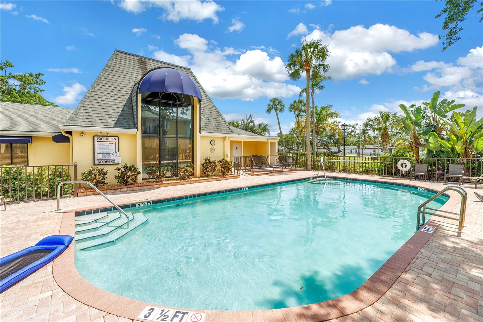 ARBOR GROVE CONDO - Residential