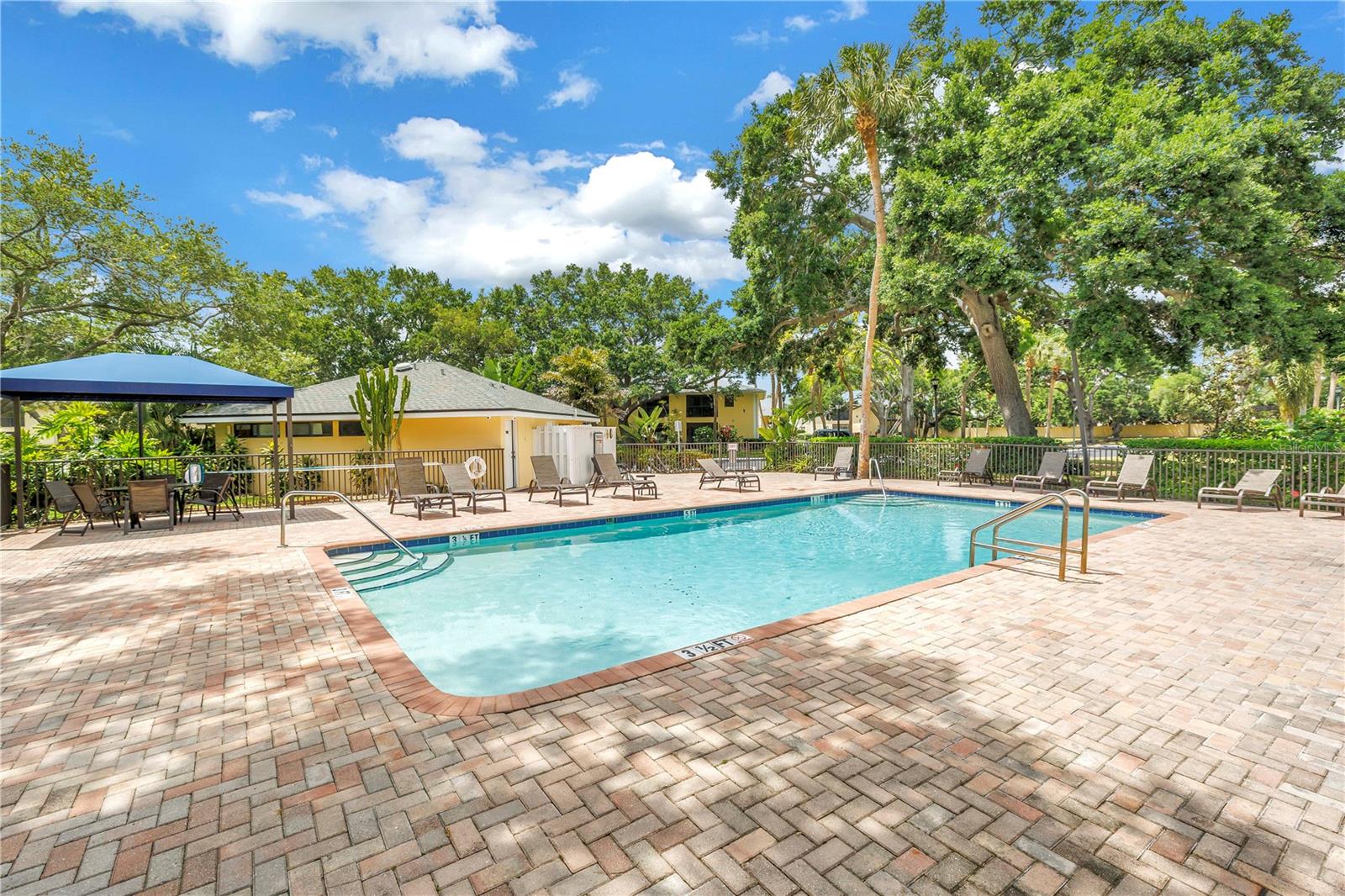 ARBOR GROVE CONDO - Residential