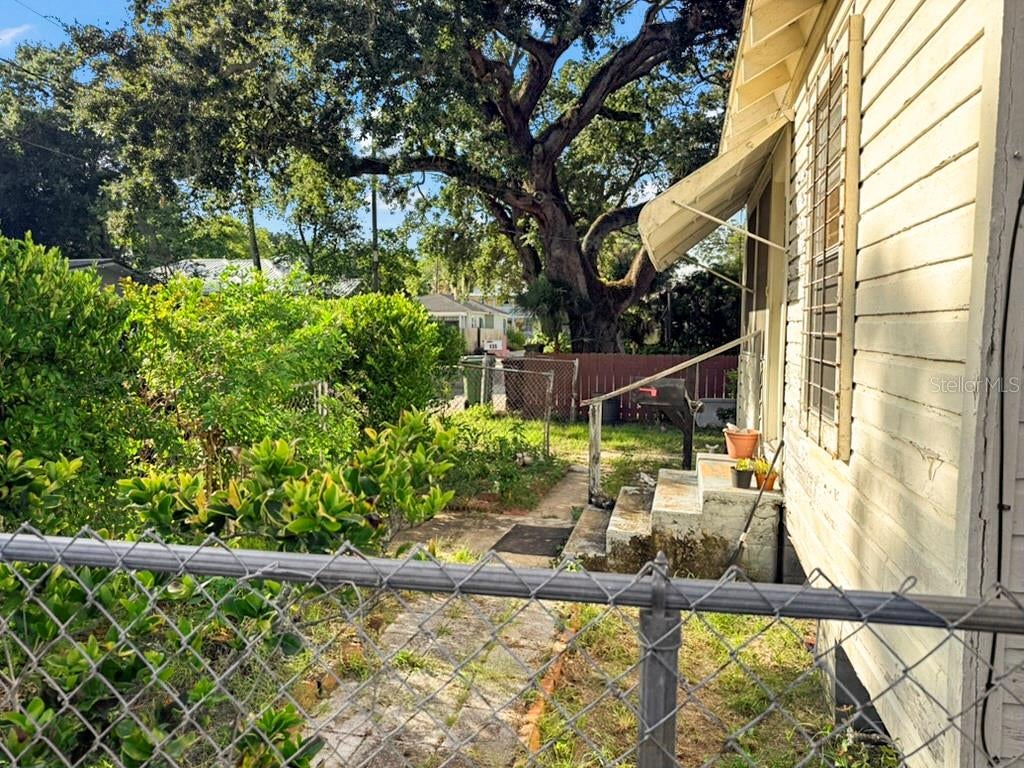 137 BLANCO STREET