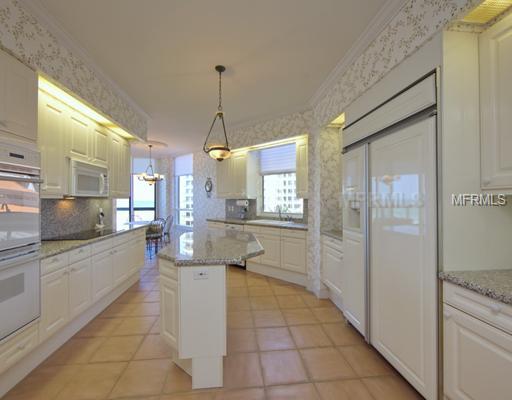 WATER CLUB 1 AT LONGBOAT KEY - Residential