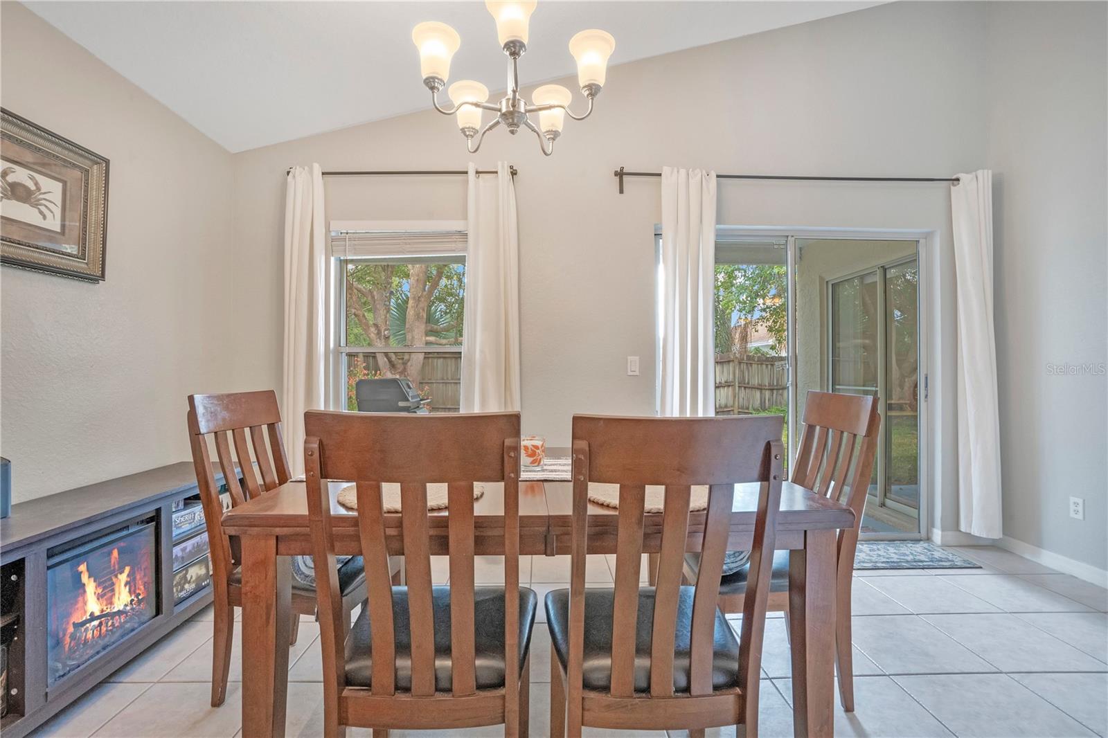 HUCKLEBERRY FIELDS TR N2B - Residential