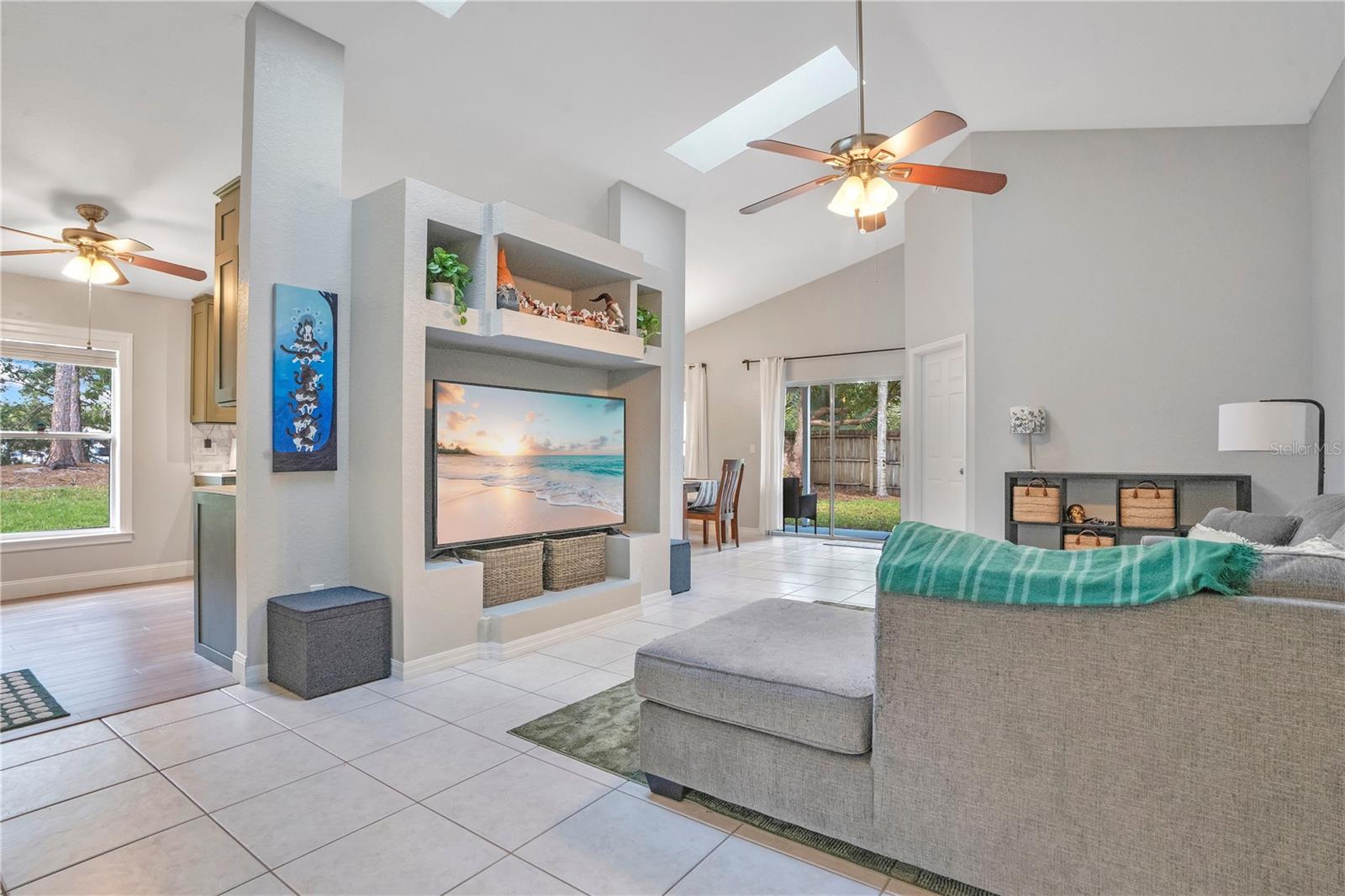 HUCKLEBERRY FIELDS TR N2B - Residential