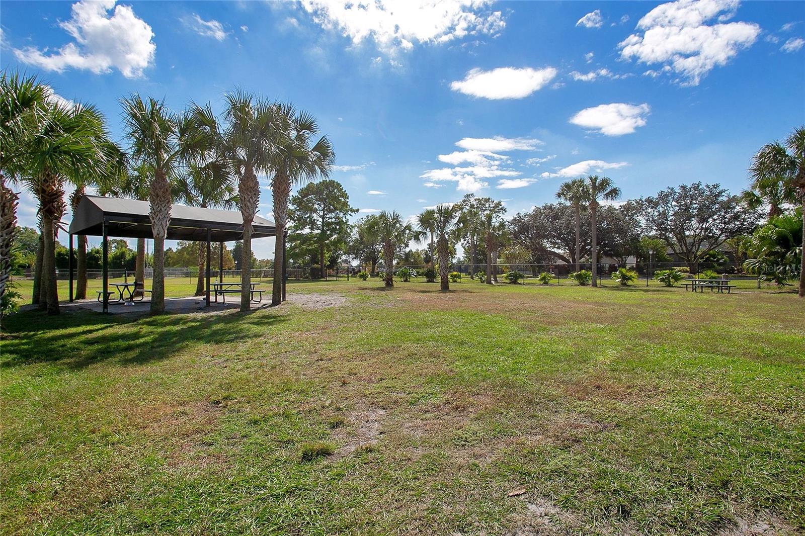 HUCKLEBERRY FIELDS TR N2B - Residential