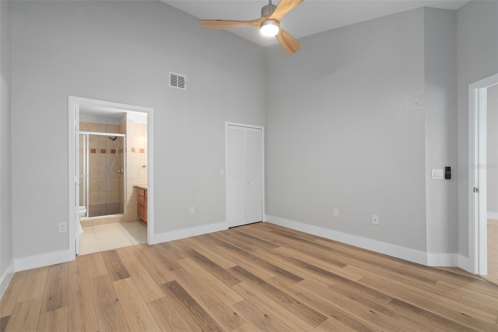 SANCTUARY/BAY HILL - Residential