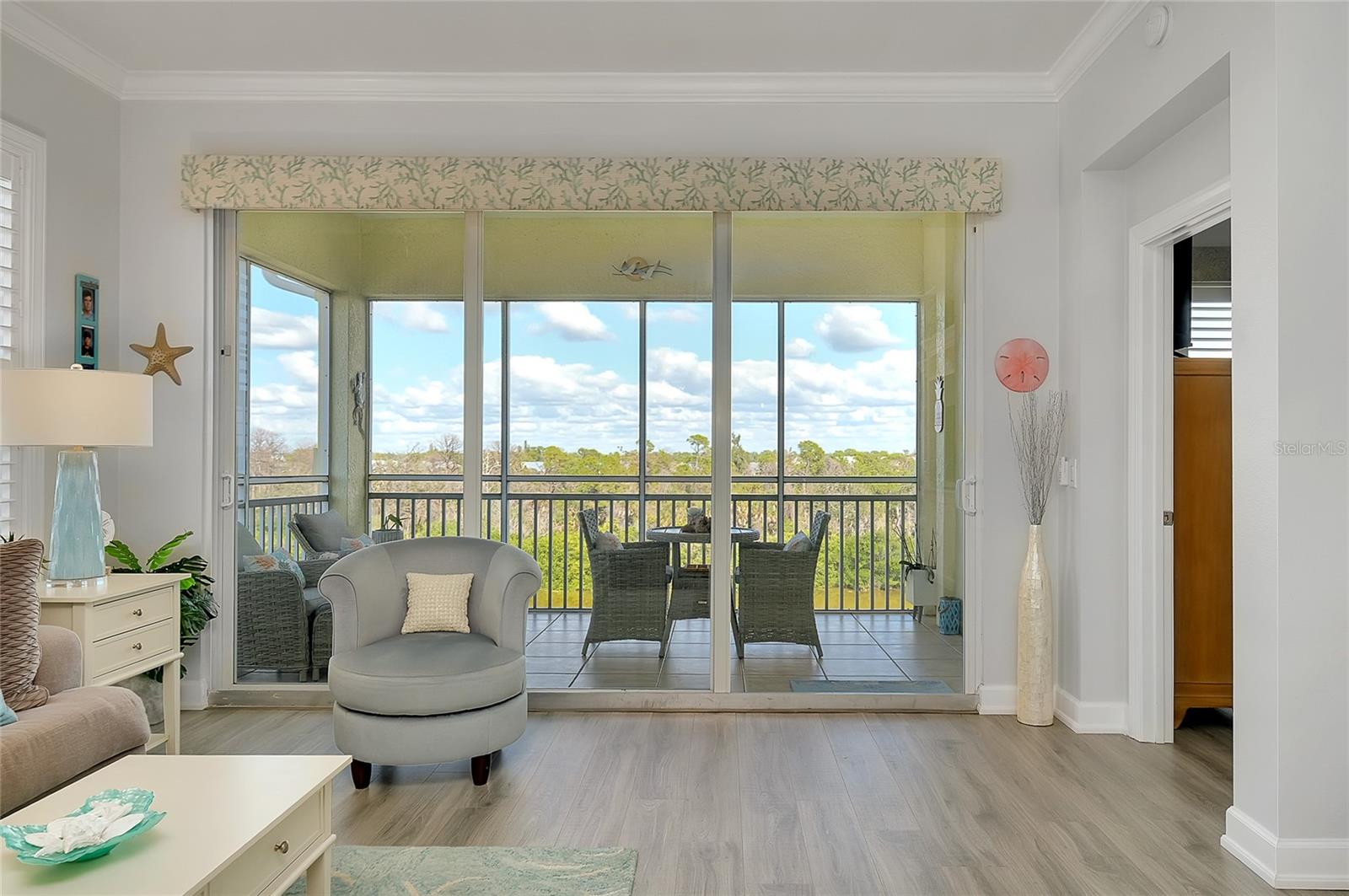 HAMMOCKS PRESERVE PH 01 - Residential