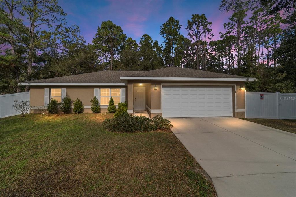 Photo of 38 Cedar Tree Terrace, Ocala, FL 34472 (MLS # OM717786)