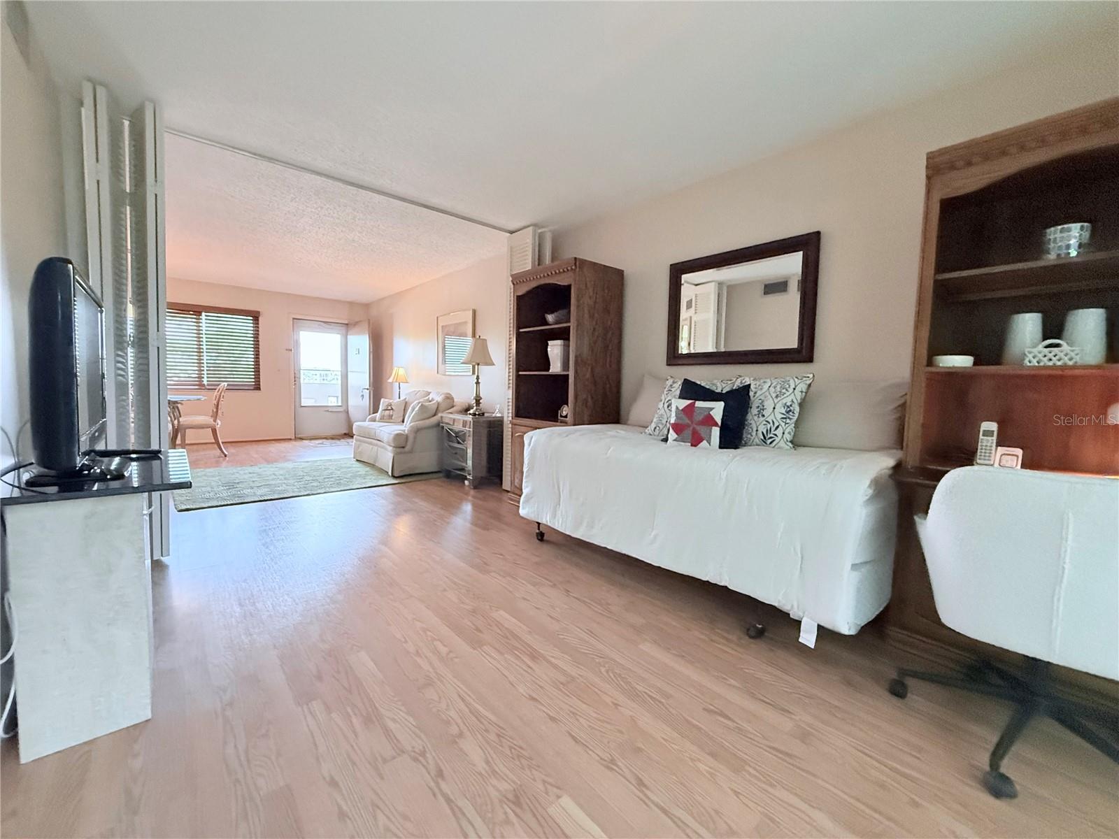IRONWOOD FIFTEENTH - Residential