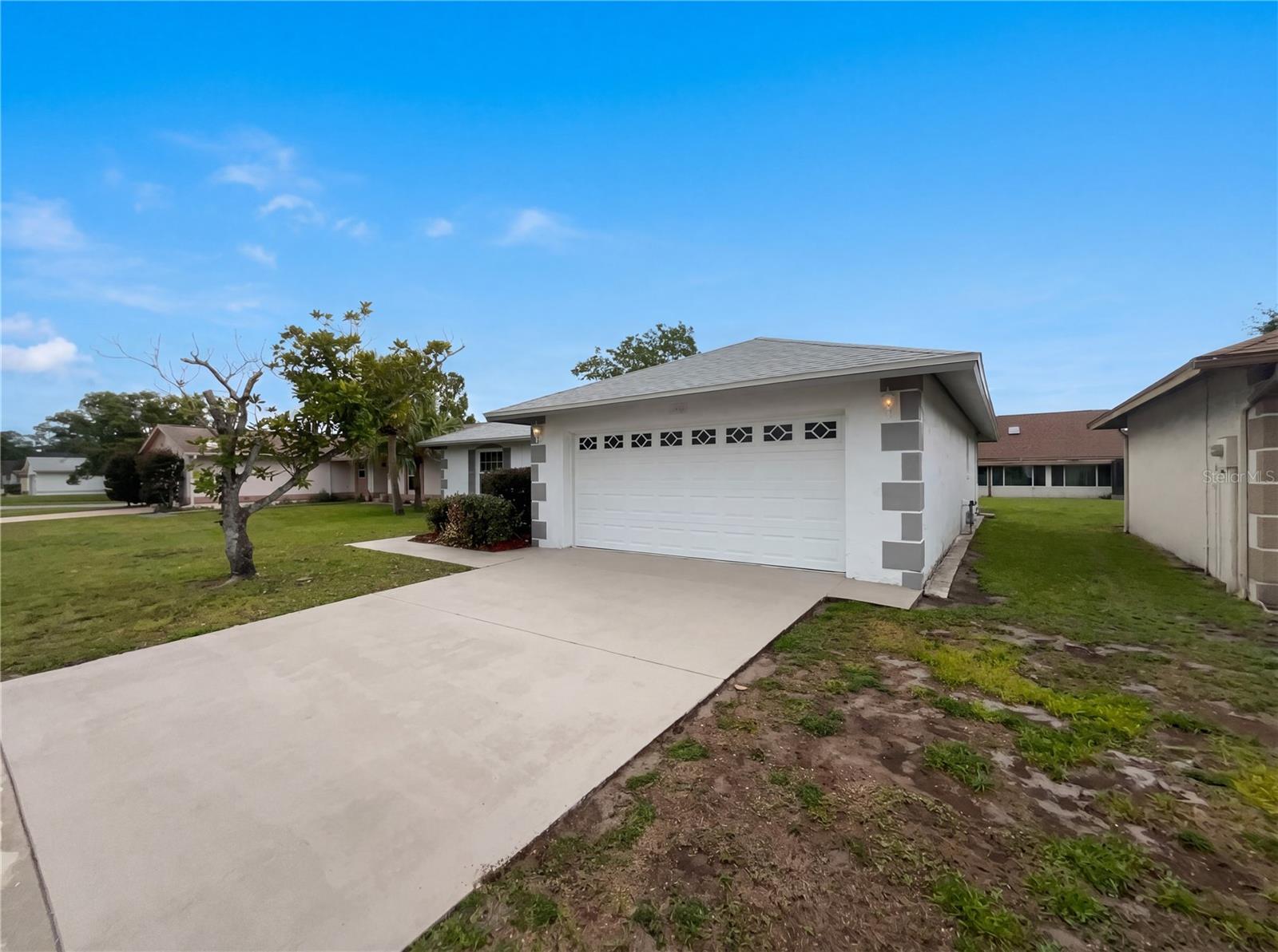 SOMERSET VILLAGE - Residential