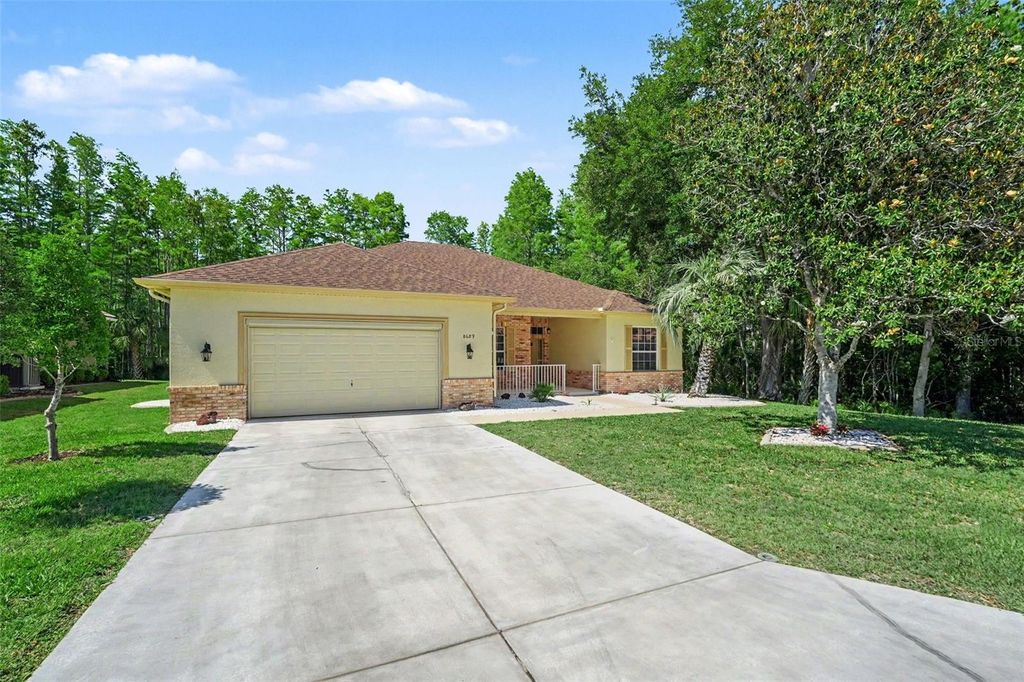 Photo of 8689 Mississippi Run, Weeki Wachee, FL 34613 (MLS # TB8506613)