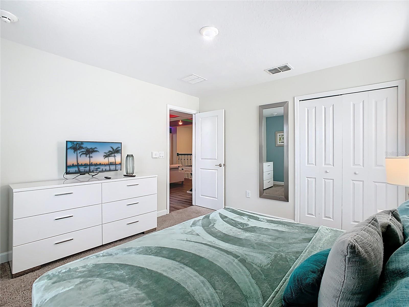 STOREY LAKE PH 3 - Residential