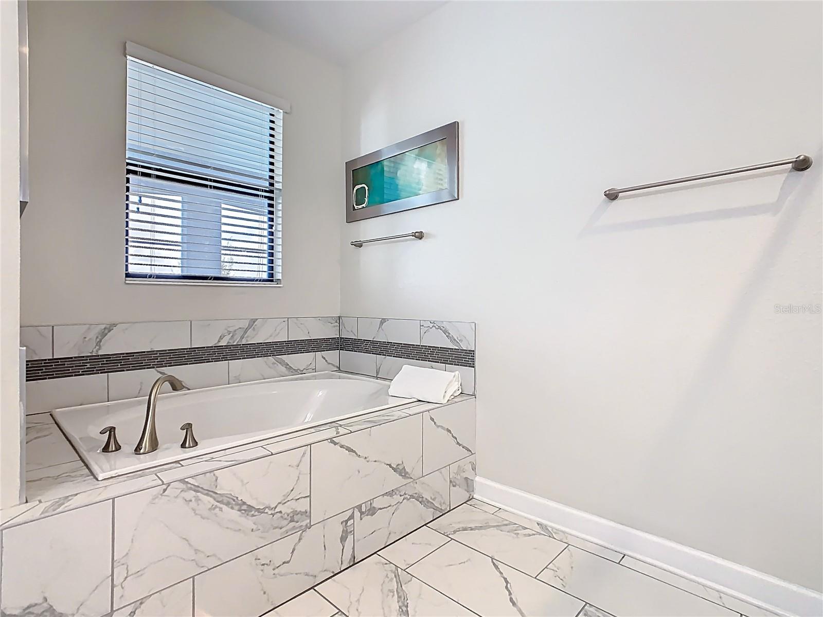 STOREY LAKE PH 3 - Residential