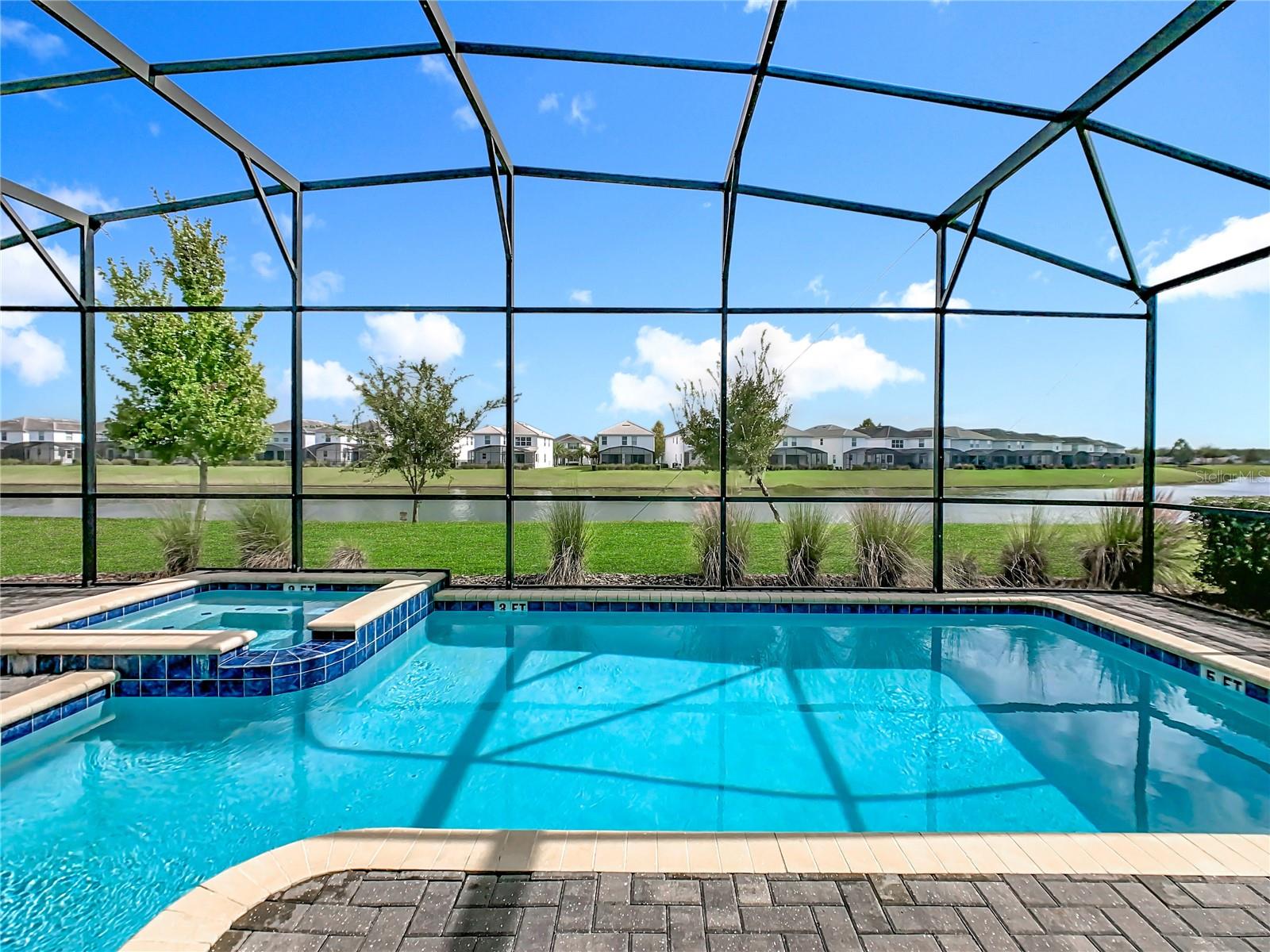 STOREY LAKE PH 3 - Residential