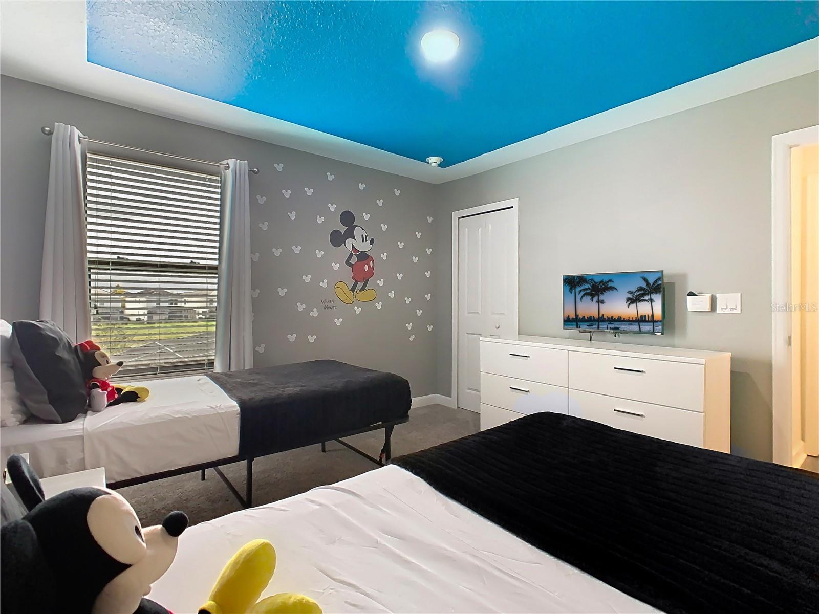 STOREY LAKE PH 3 - Residential