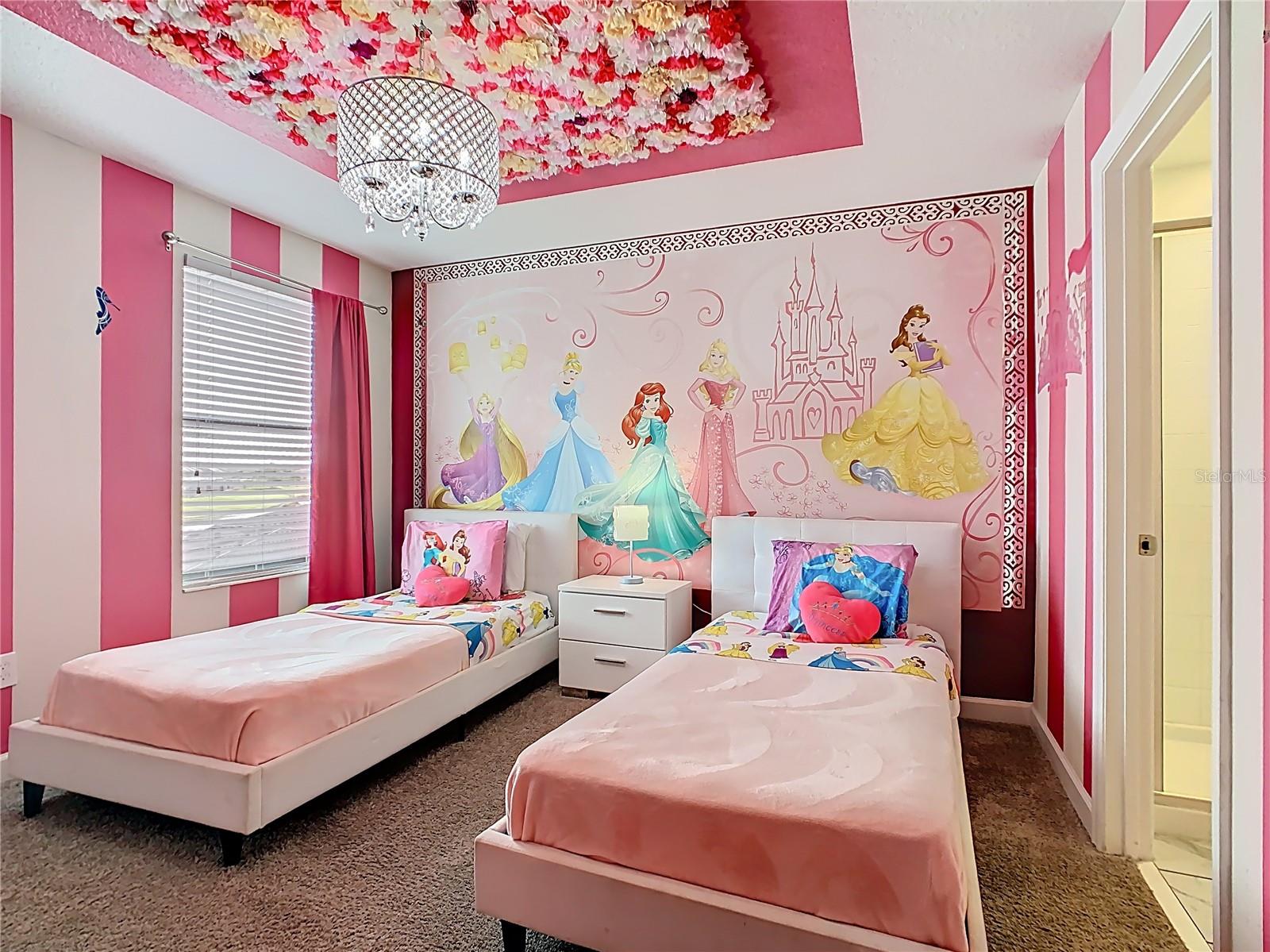 STOREY LAKE PH 3 - Residential
