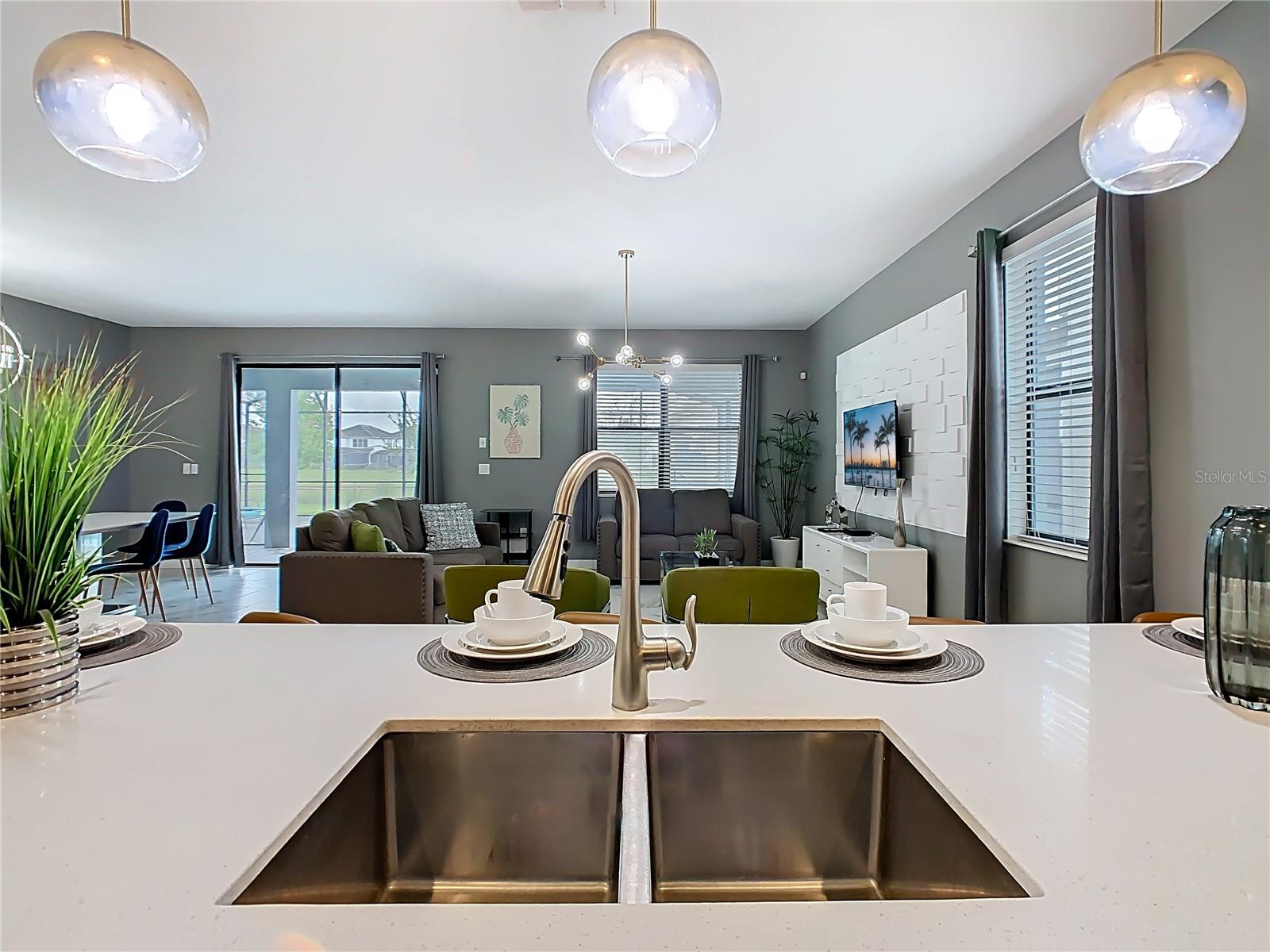 STOREY LAKE PH 3 - Residential