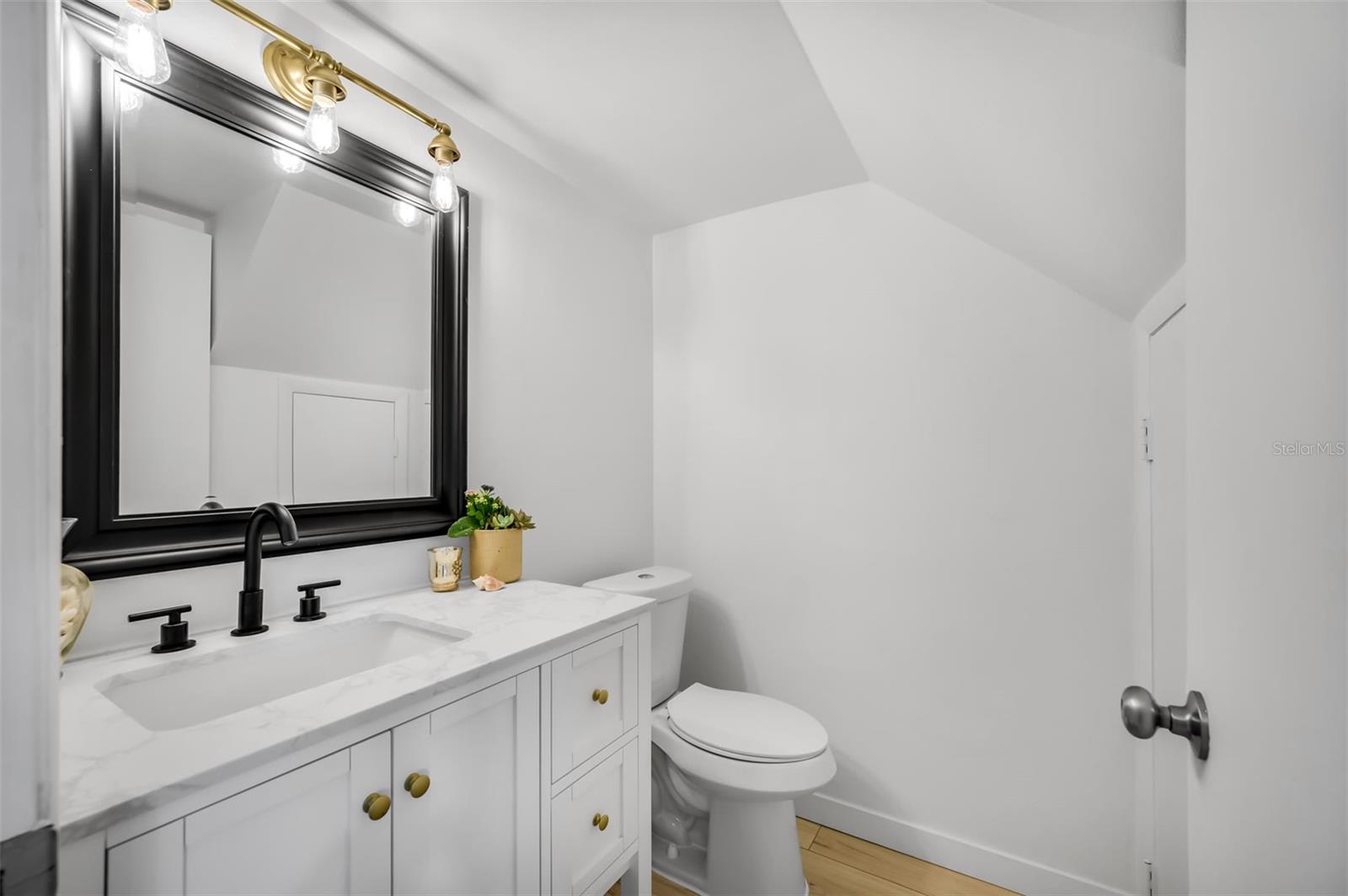 EASTWOOD SHORES 2 PH 2 - Residential Lease