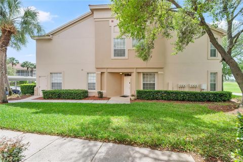 Photo of 427 Enclave Place #427, Lakeland, FL 33803 (MLS # L4960502)