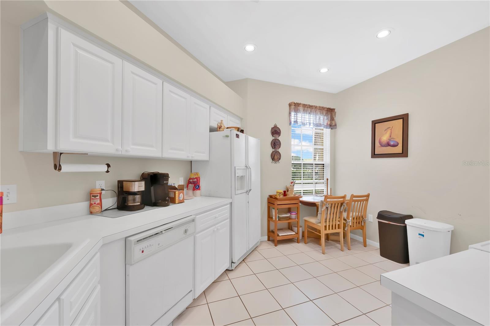 ENCLAVE AT GRASSLANDS A CONDO - Residential