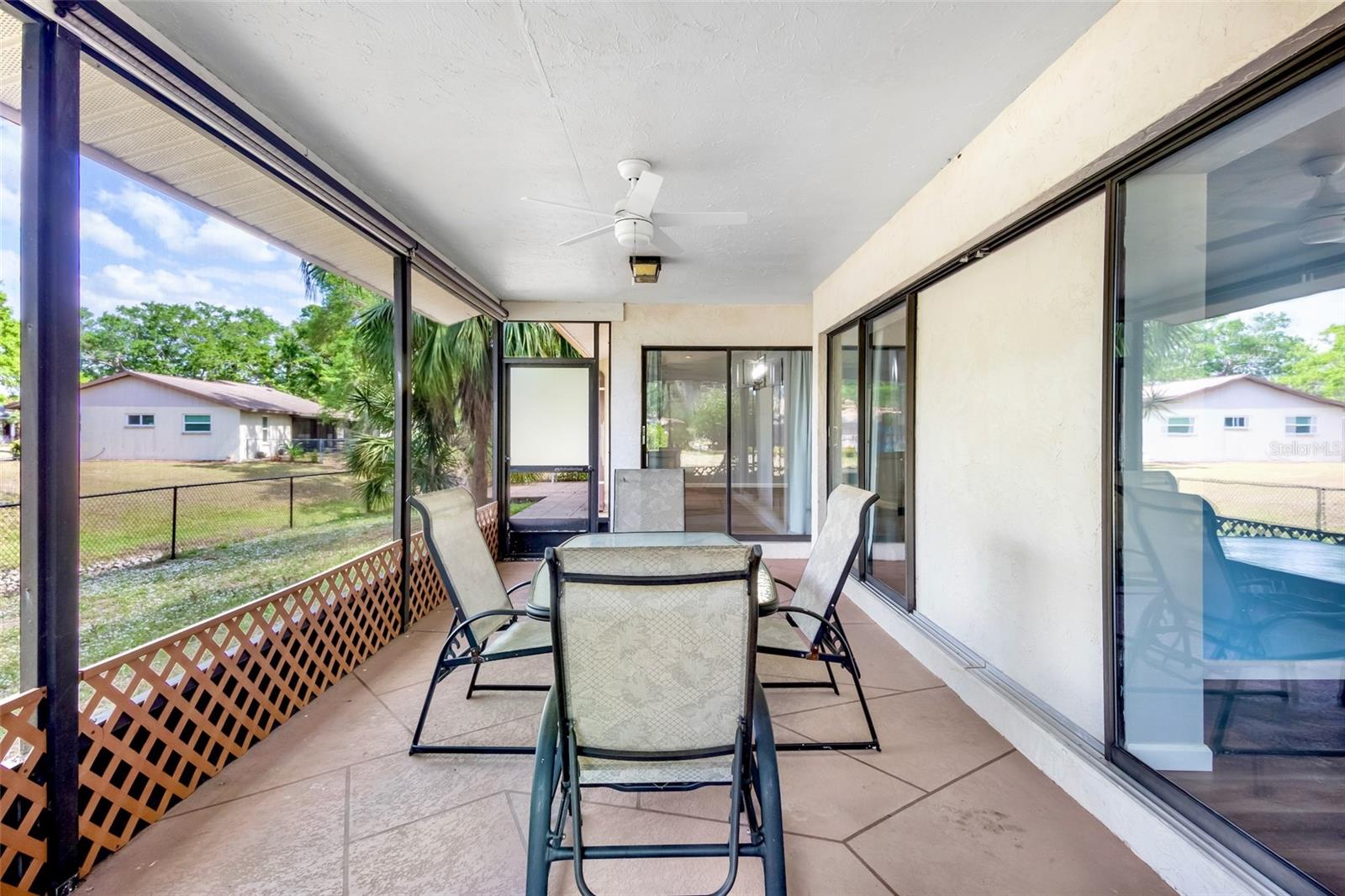 COLONIAL OAKS - Residential