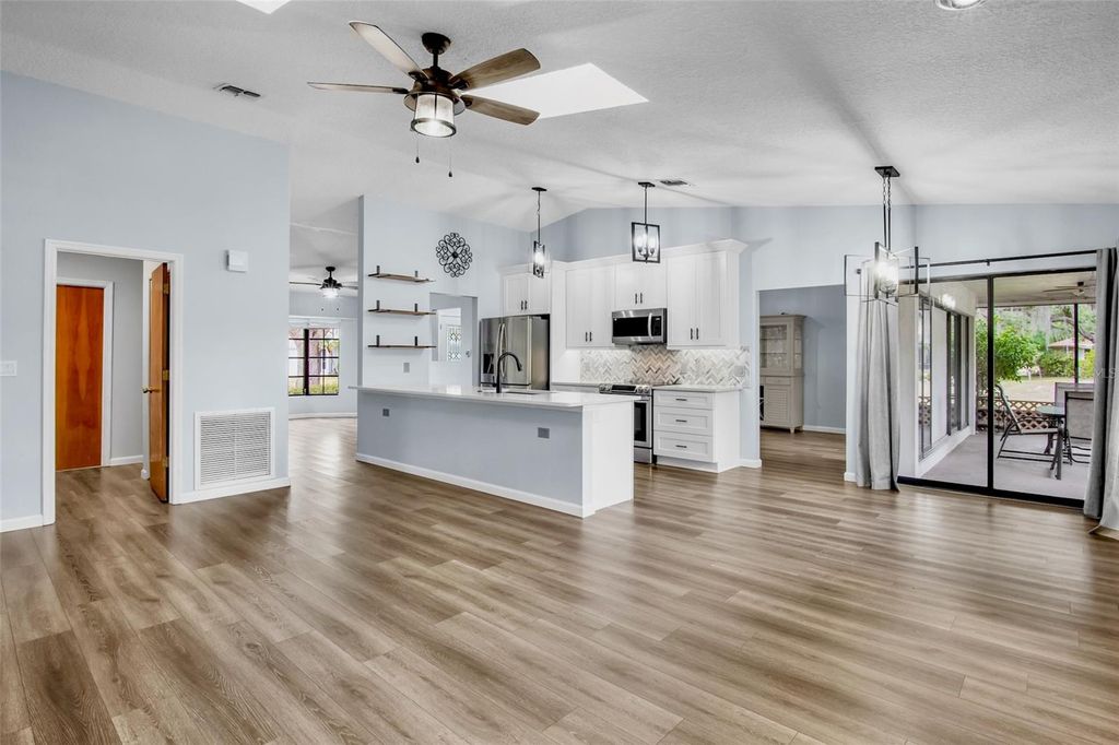 Photo of 2529 Rustic Oak Ct, Sarasota, FL 34232 (MLS # A4680552)