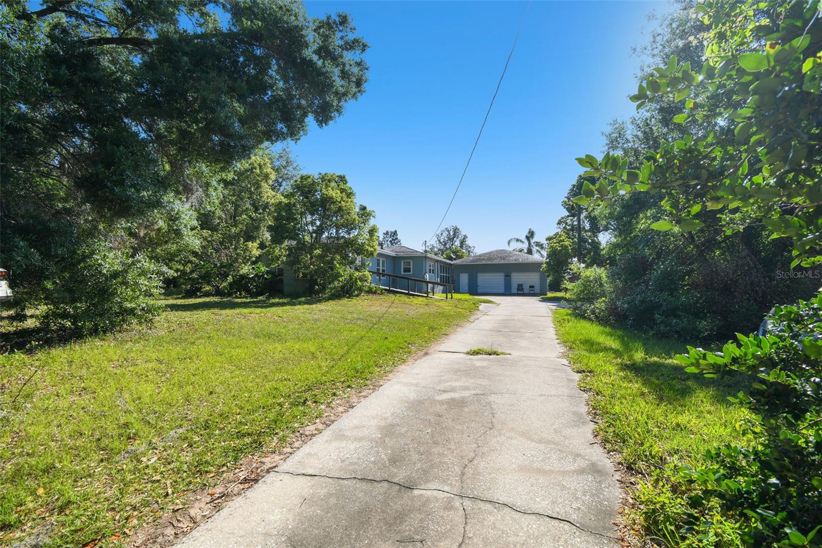 101 N TAYLOR ROAD