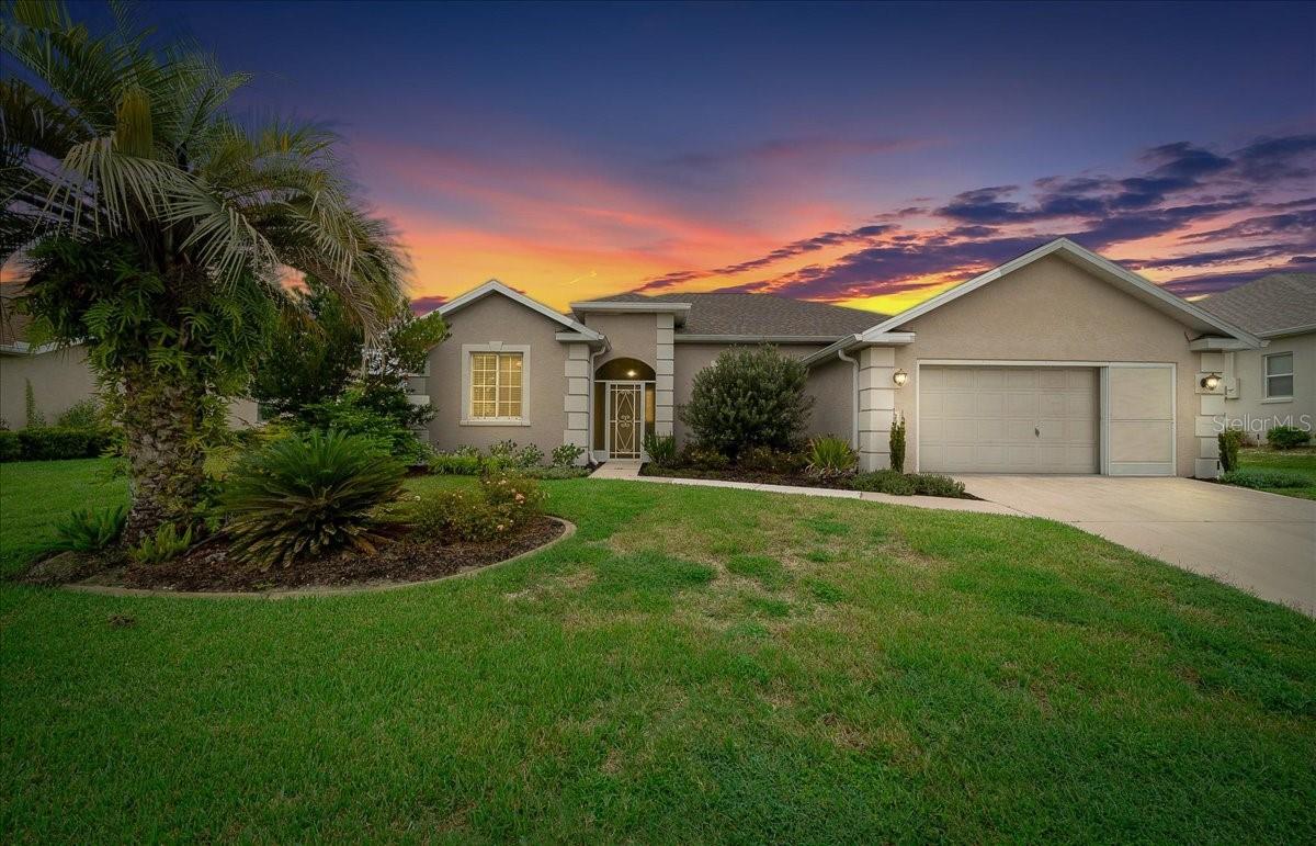 Live the Good Life in Ocala Palms!
Fully furnished
This beautifully maintained home sits on the 14th hole of the Ocala Palms golf course, where you can enjoy stunning sunsets and peaceful views right from your glass-enclosed lanai with removable windows—perfect for year-round indoor/outdoor living. Inside, the home features a desirable blend of ceramic tile and wood flooring throughout most areas, with carpet in just one bedroom for added comfort. The open-concept kitchen, dining, and living spaces create a bright, inviting atmosphere that’s ideal for both everyday living and entertaining. The kitchen offers abundant cabinet space and flows seamlessly into the dining area, complete with a charming bay window. The spacious master suite is a true retreat, boasting two walk-in closets, dual sinks, and a walk-in shower. A roomy guest bedroom and a versatile third space—perfect as a bedroom, office, or den—provide flexibility to suit your needs. As part of the vibrant Ocala Palms community, you’ll have access to an array of resort-style amenities, including: Clubhouse with restaurant and ballroom Championship golf course Fitness center with indoor pool Tennis, volleyball, and walking/biking trails Arts & crafts studio, card room, and library Scenic lakes and ponds Located in the heart of Ocala’s horse country, just minutes from the World Equestrian Center, shopping, dining, and I-75, this home offers not just comfort, but an exceptional lifestyle. Come see why Ocala Palms is one of Central Florida’s premier 55+ communities!