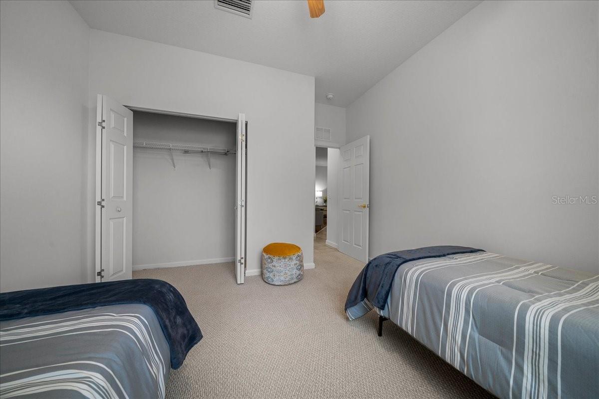 OCALA PALMS UN 09 - Residential Lease