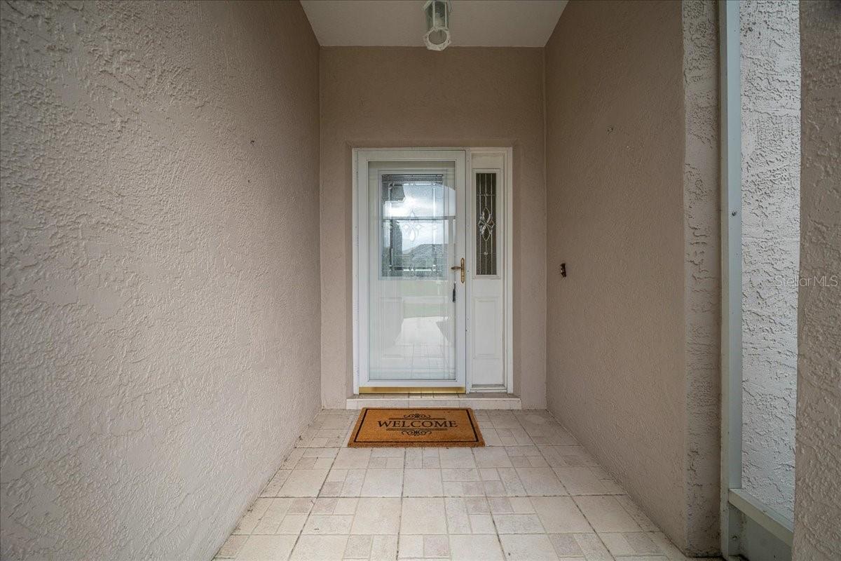 OCALA PALMS UN 09 - Residential Lease